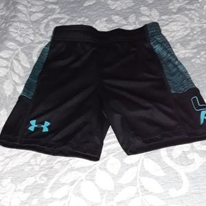 Nwt Under Armour boys shorts